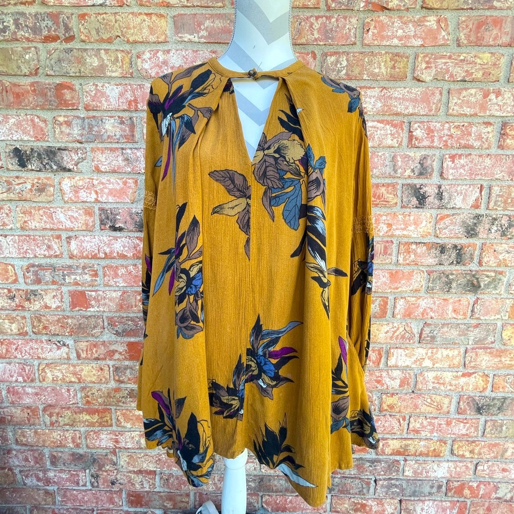 Free People Tunic dress with pockets.
